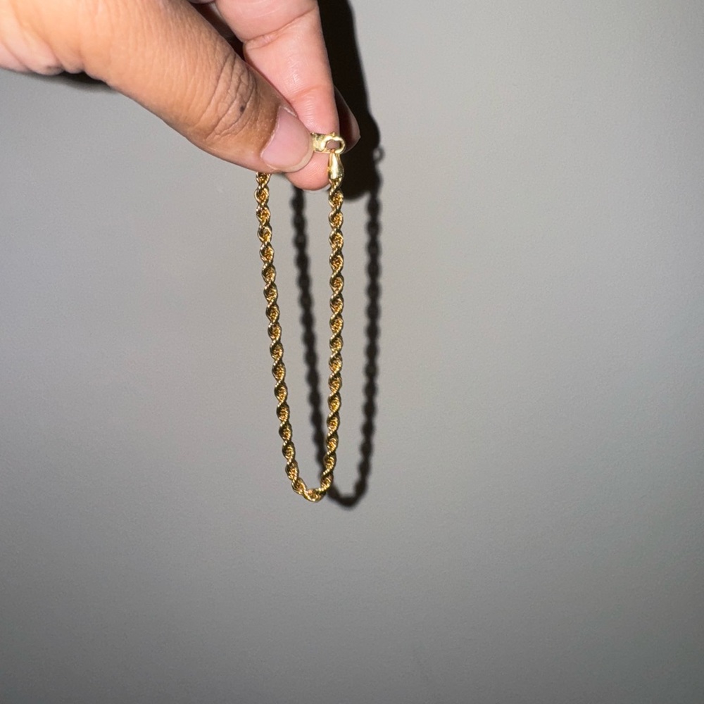 Elegant Gold Rope Bracelet